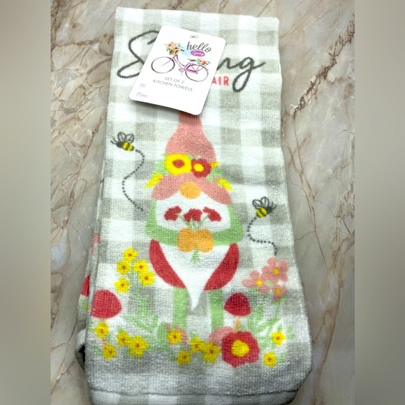 Spring is in the Air Gnome Mushroom Kitchen Towel 2-piece set, NWT - Picture 1 of 5